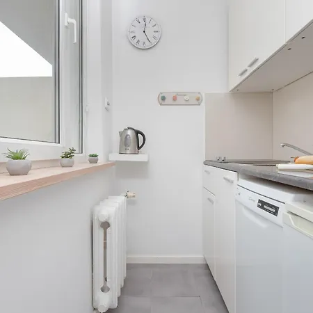 Apartamento Unique & Seaside For 4 People In By Renters Gdynia