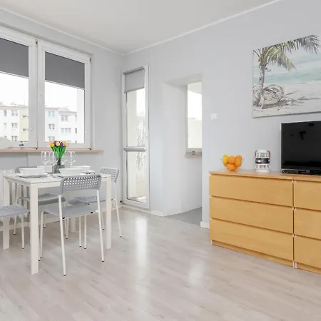 Apartment Unique & Seaside For 4 People In By Renters *