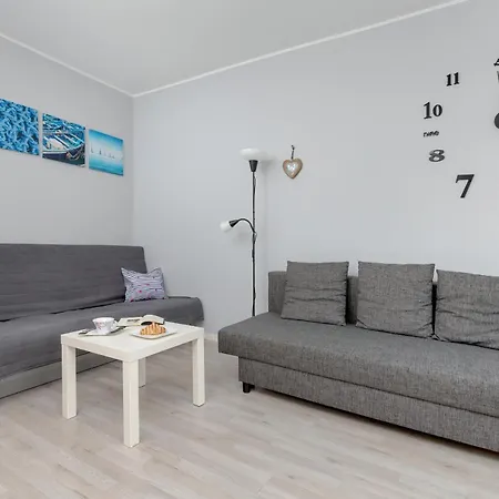 Unique & Seaside For 4 People In By Renters Gdynia