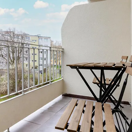 Unique & Seaside For 4 People In By Renters Gdynia